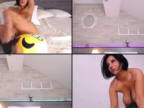 Disneydeee spittin on her tittes in cam recording 2017-05-17 031219