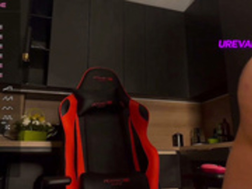 cute girl 10-01-2023