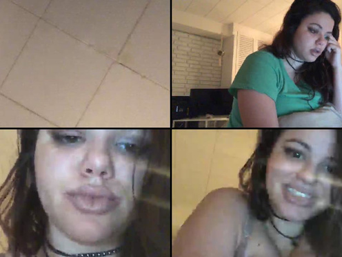 Lindalovin playing all alone in webcam recording 2018-09-09_20-13-05