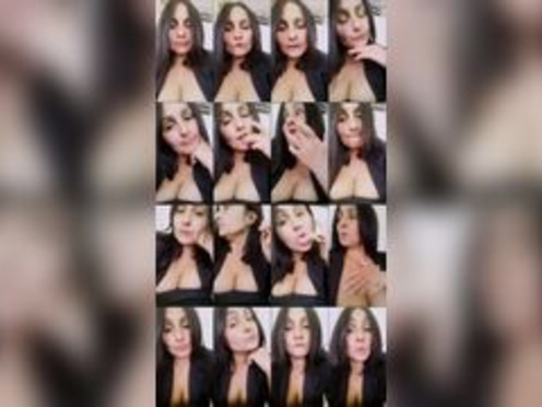 soniaextra cam recording 2020-04-06 16-24-38 Gorgeous sexy cam porn slut is hotly posing and showing big tits to the cam